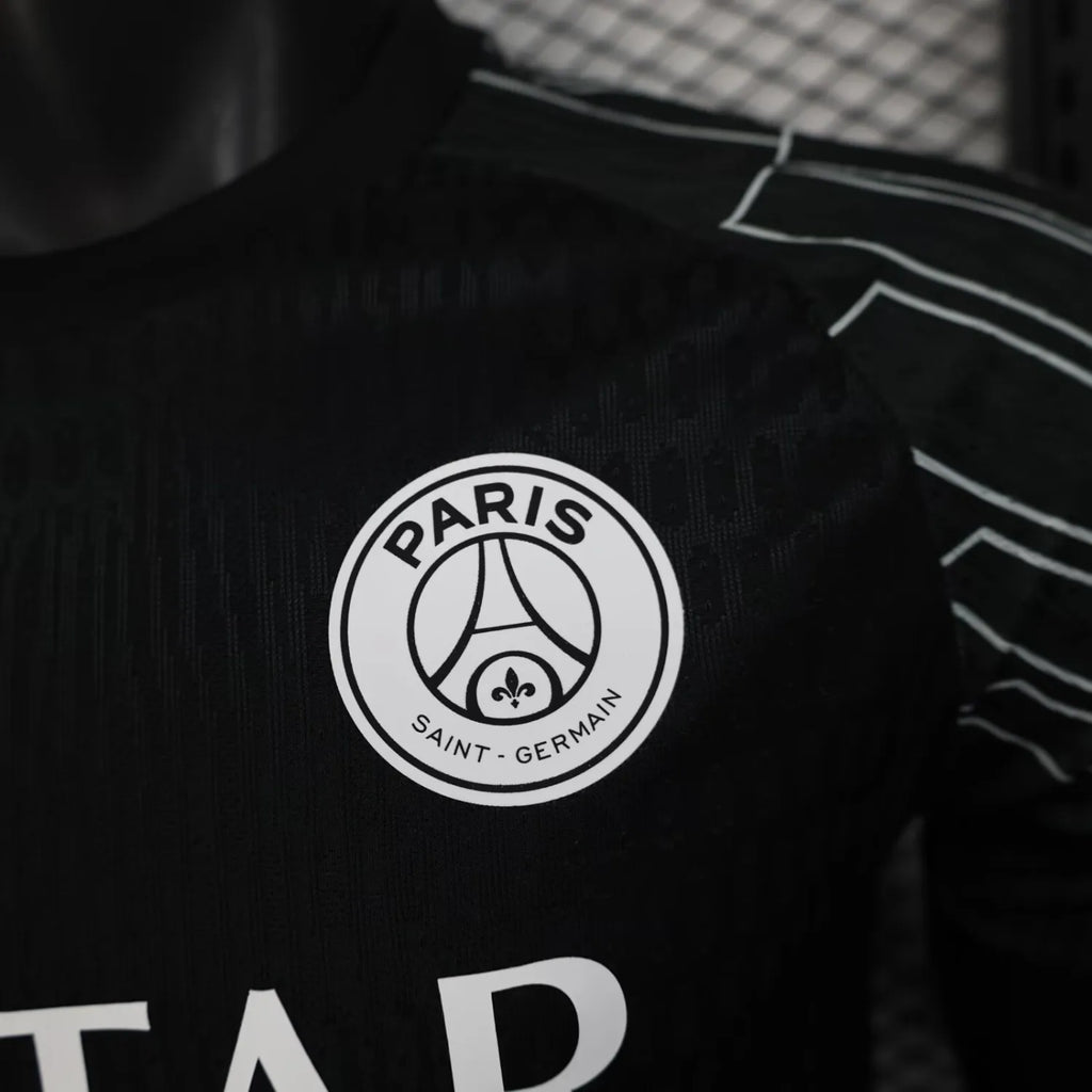 Paris Saint-Germain 2025-2026 Black Goalkeeper Player Version Jersey